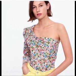 Zara one shoulder floral top